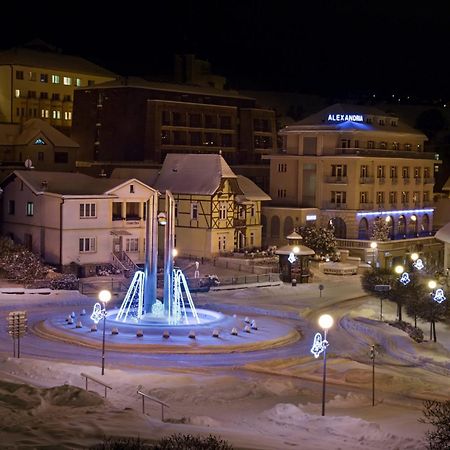 Апартаменти Kapsle Лугачовіце Екстер'єр фото